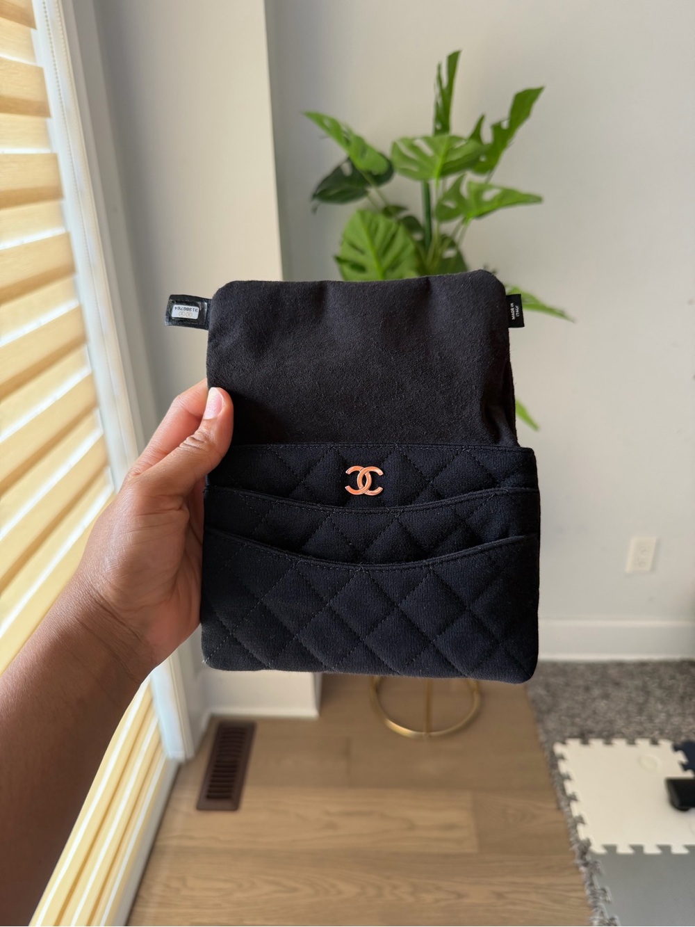 CHANEL Black Quilted Mini Crossbody with CC Accent - Picture 4 of 4